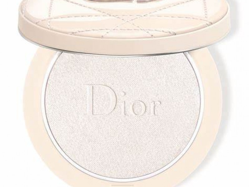 Dior StarGlow Highlighter